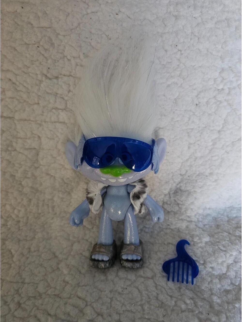 DreamWorks Trolls Guy Diamond Glitter Figure Toy Doll & Accessories 6" Blue